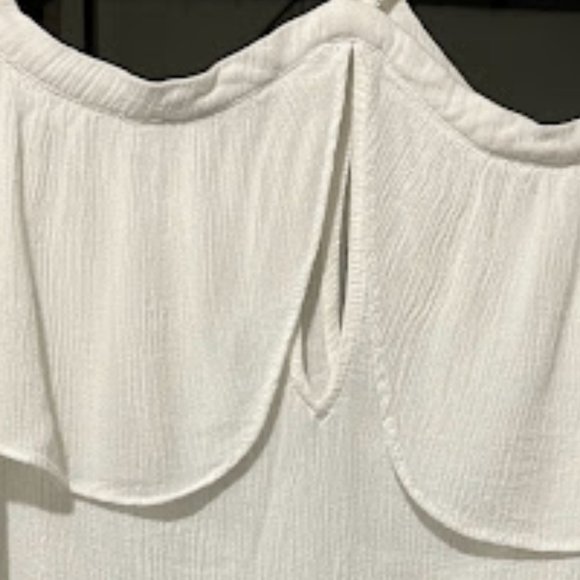 Express X-Small, white off-shoulder top - Picture 3 of 5